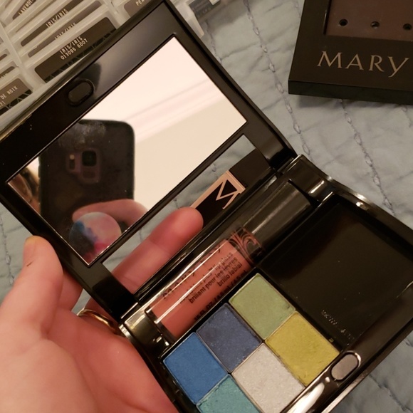 Large Compact - Picture 6 of 6